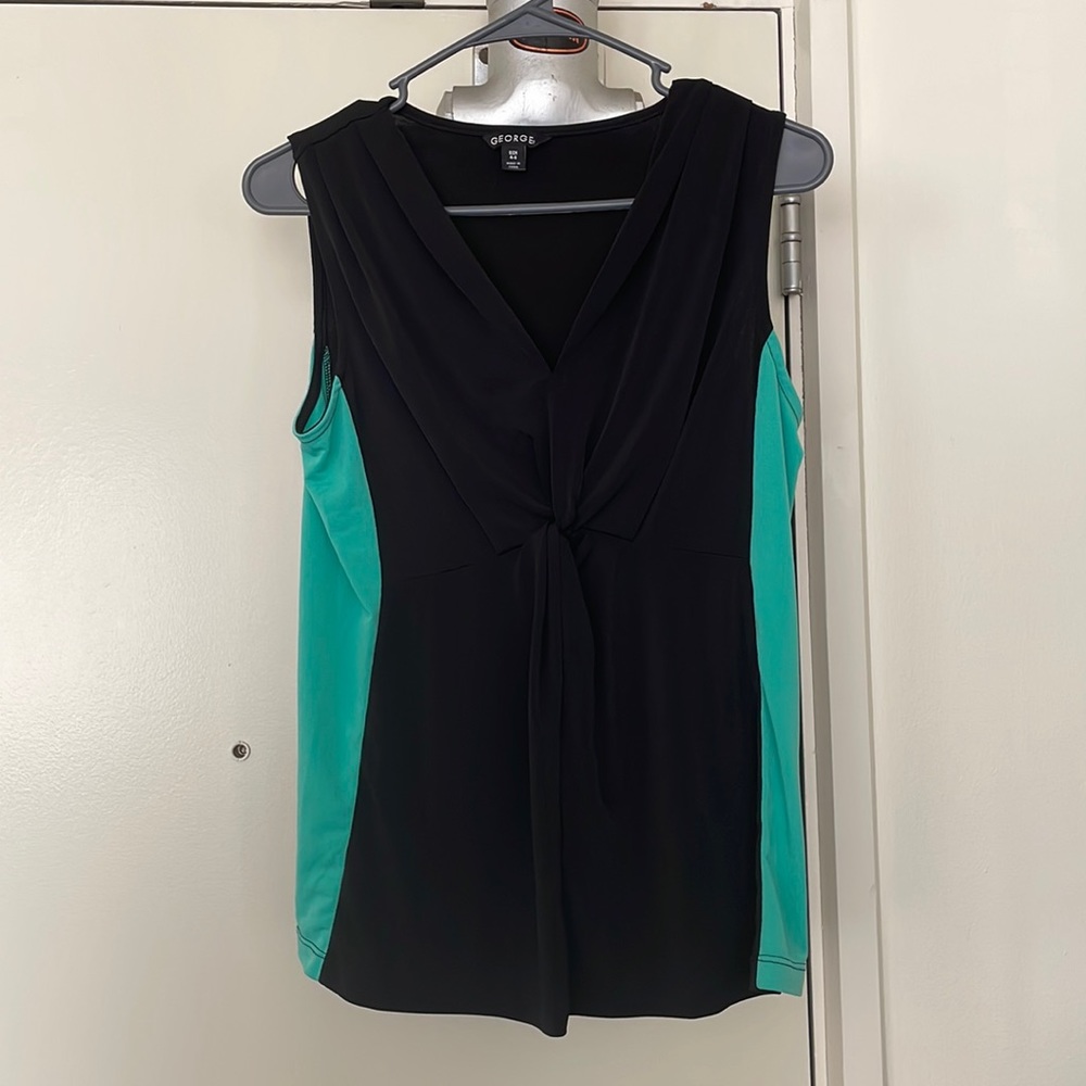 ❤️ 4 for $20 ❤️ GEORGE Sleeveless V-neck Dress Top